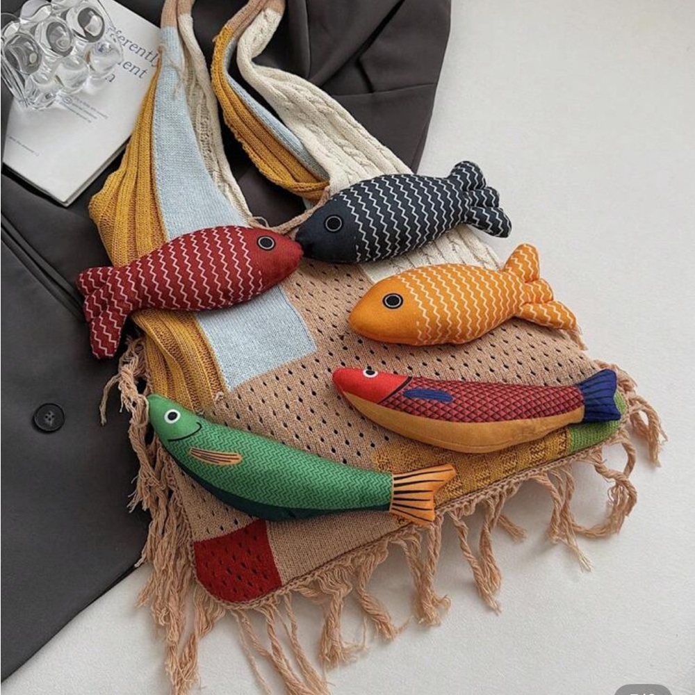 Crochet Bag with Fishes - Picture 2 of 4